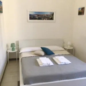 Gasthof A Due Passi Da Giulietta-casa Montecchi, Verona